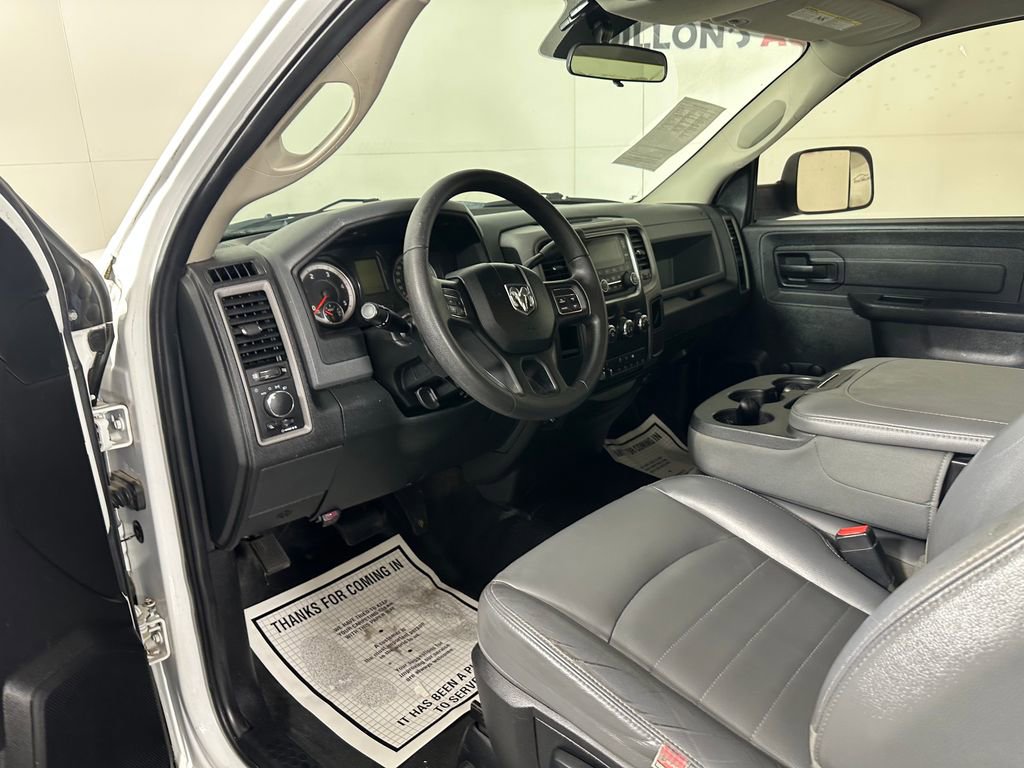 Used 2016 RAM 3500 Tradesman RWD image 17