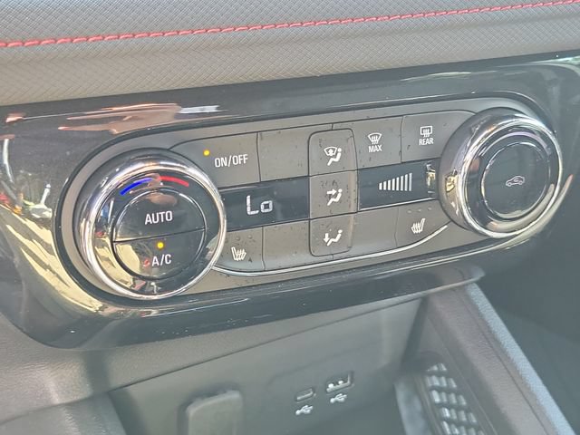 Used 2025 Chevrolet TrailBlazer RS w/ Convenience Package AWD/4WD image 16