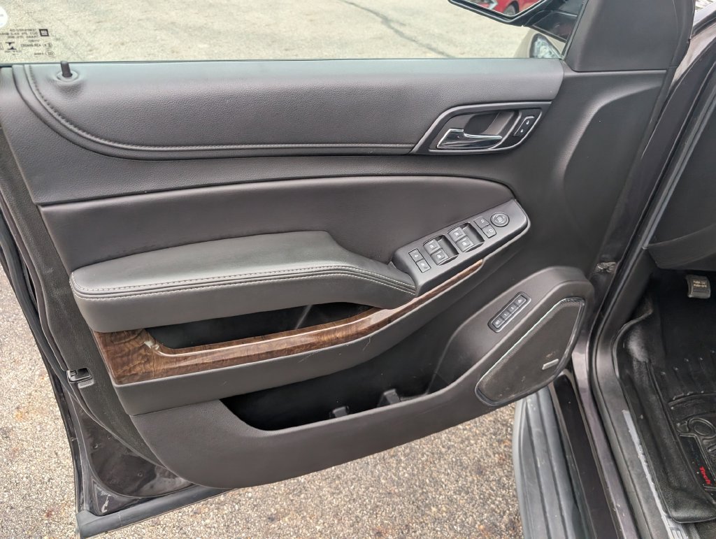 Used 2018 Chevrolet Tahoe LT AWD/4WD image 12