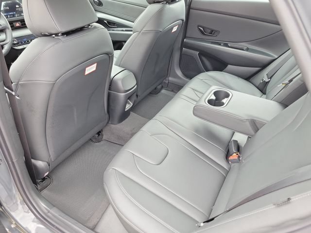 New 2026 Hyundai Elantra SEL Sport FWD image 24