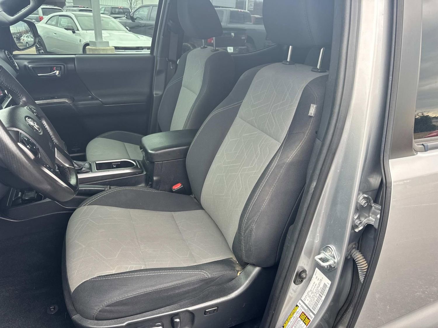 Used 2021 Toyota Tacoma TRD Off-Road w/ Technology Package image 25