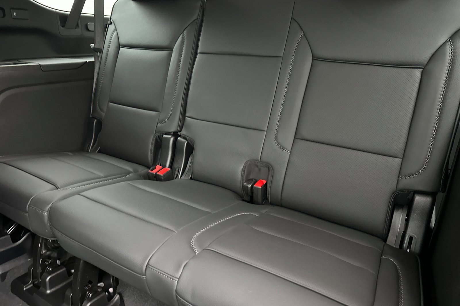 New 2026 GMC Yukon XL Denali image 16