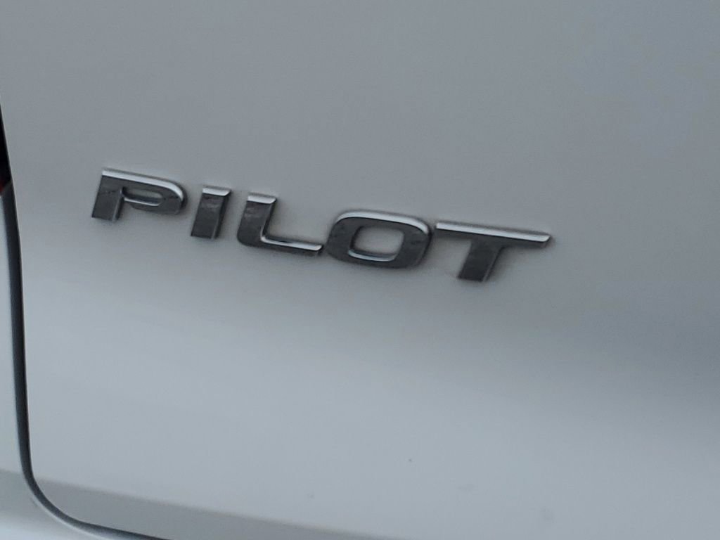 Used 2022 Honda Pilot Sport image 7