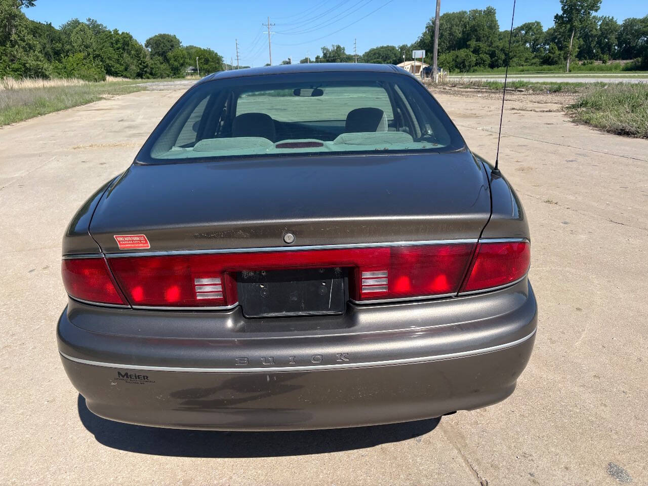 Used 2002 Buick Century Custom FWD image 8