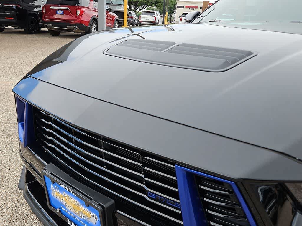 Used 2025 Ford Mustang GT Premium w/ GT Performance Package RWD image 13