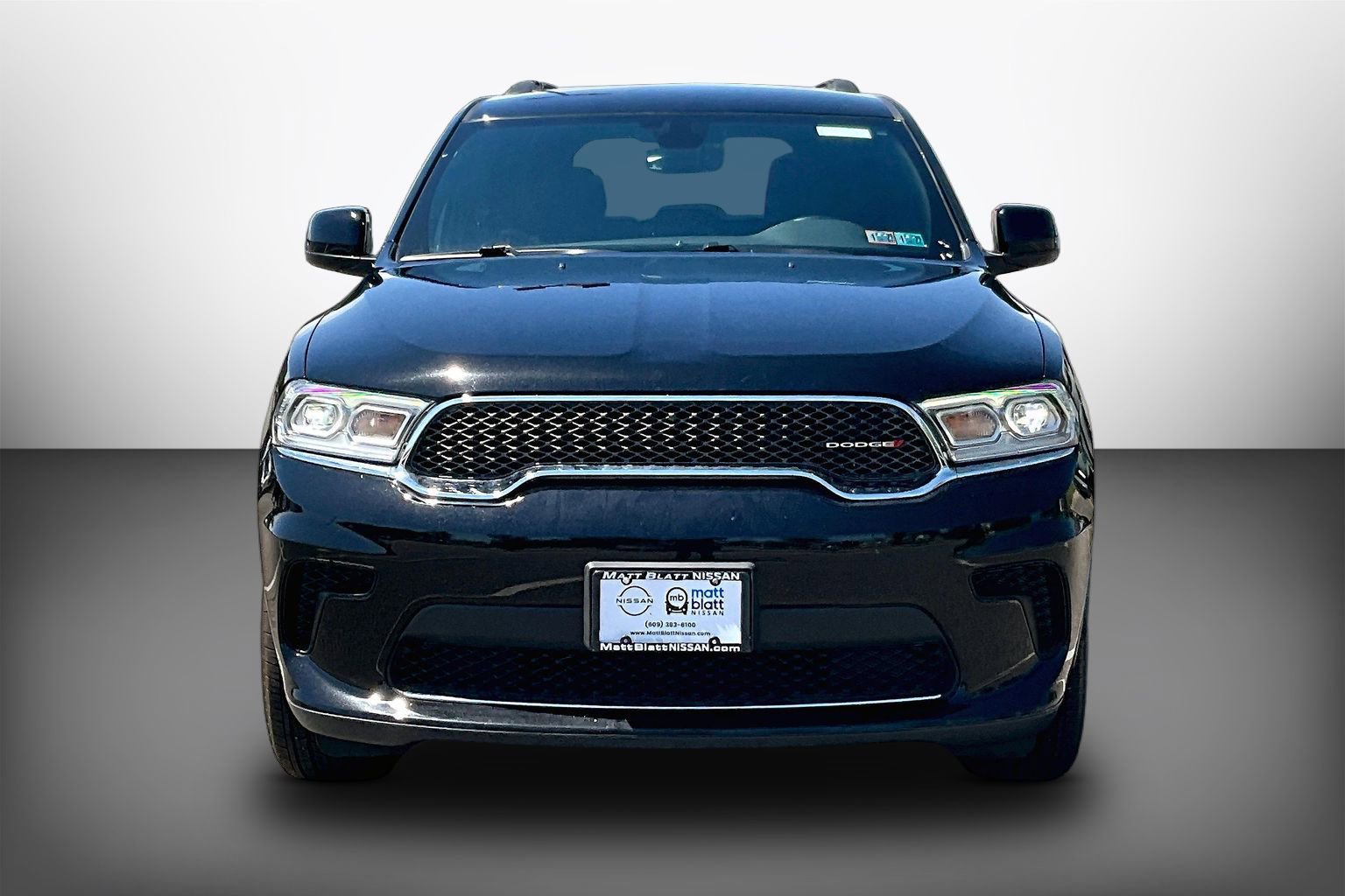 Used 2024 Dodge Durango SXT AWD/4WD image 2