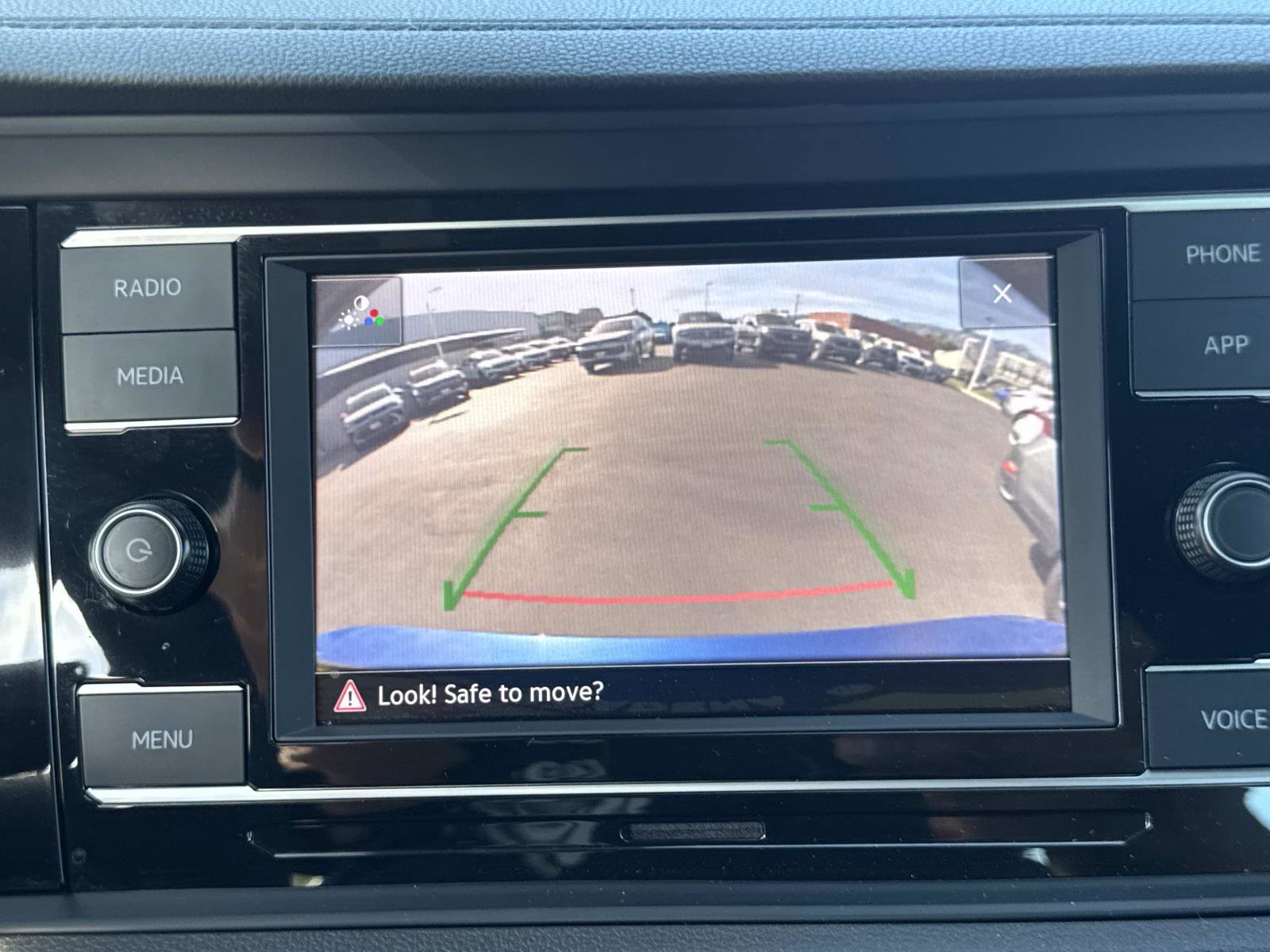 Certified 2024 Volkswagen Jetta Sport image 18