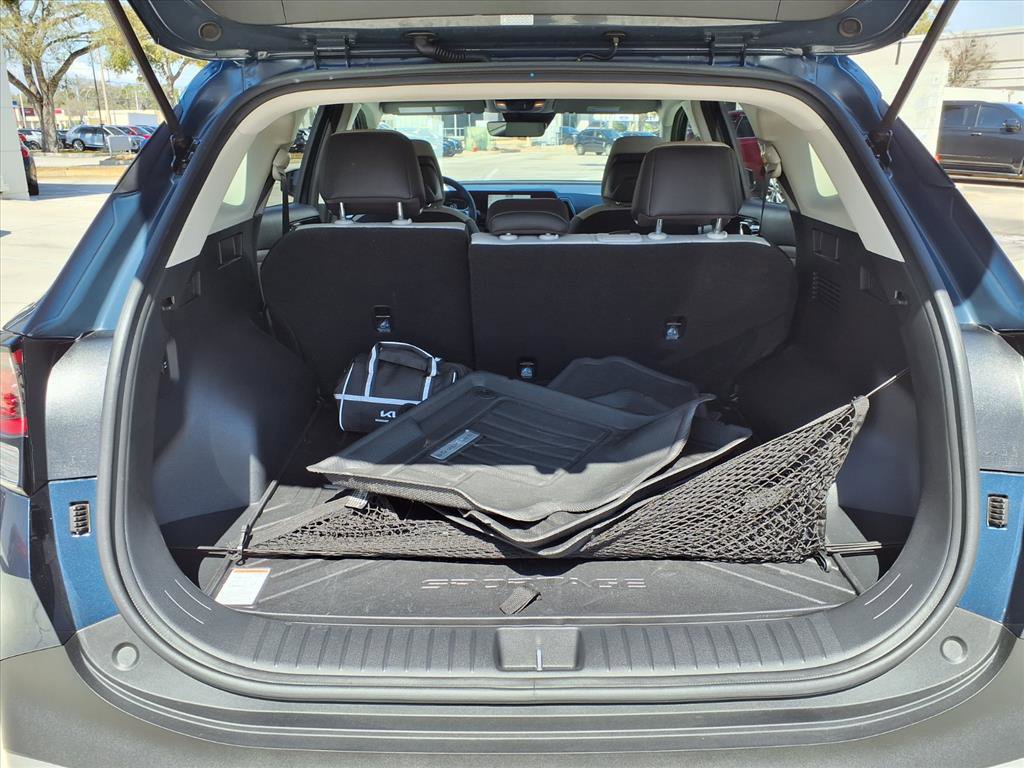 Used 2025 Kia Sportage EX image 14