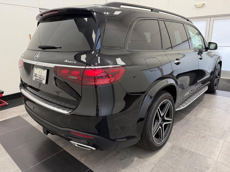 New 2026 Mercedes-Benz GLS 450 4MATIC image 2