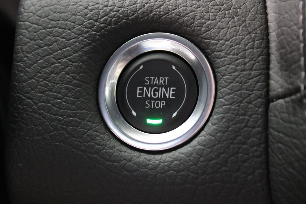 Used 2024 GMC Yukon Denali AWD/4WD image 12