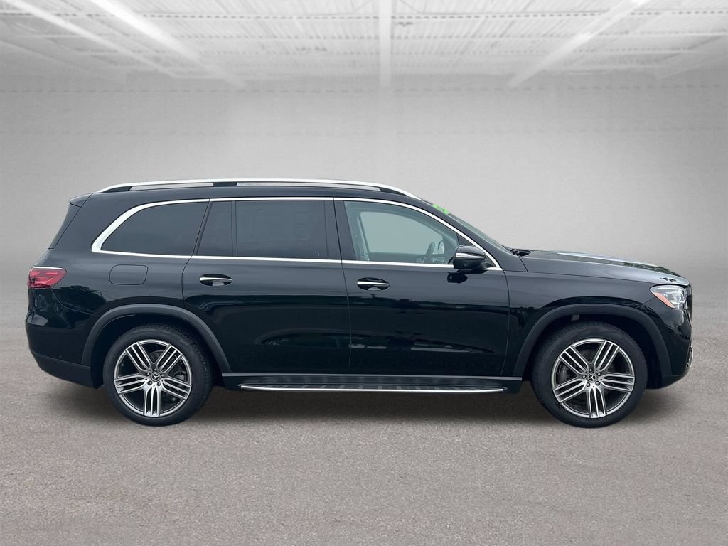 Used 2026 Mercedes-Benz GLS 450 4MATIC image 6