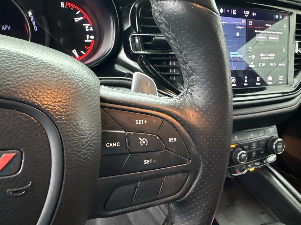 Used 2022 Dodge Durango R/T w/ Tow 'N Go Package AWD/4WD image 25