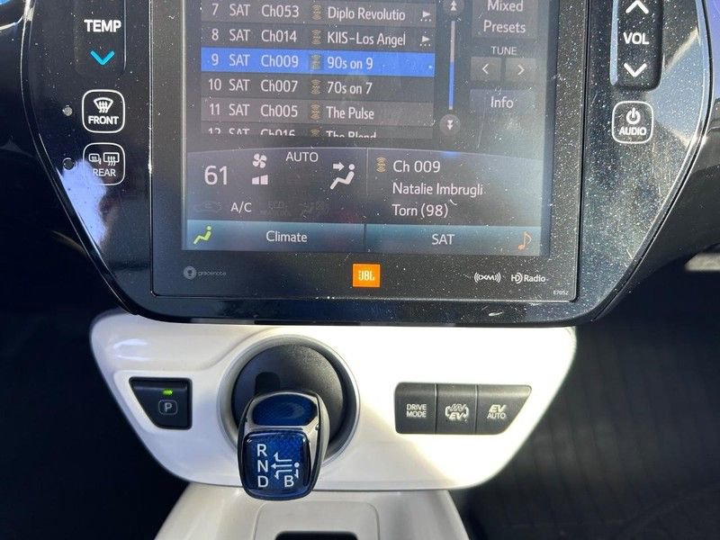 Used 2018 Toyota Prius Prime Advanced image 15