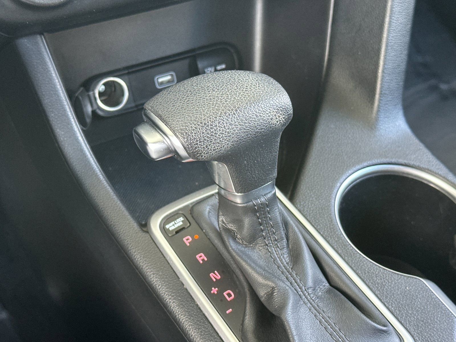 Used 2020 Kia Sportage S FWD image 21