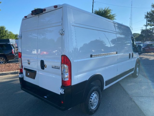 Used 2026 RAM ProMaster 2500 w/ Convenience Group FWD image 2