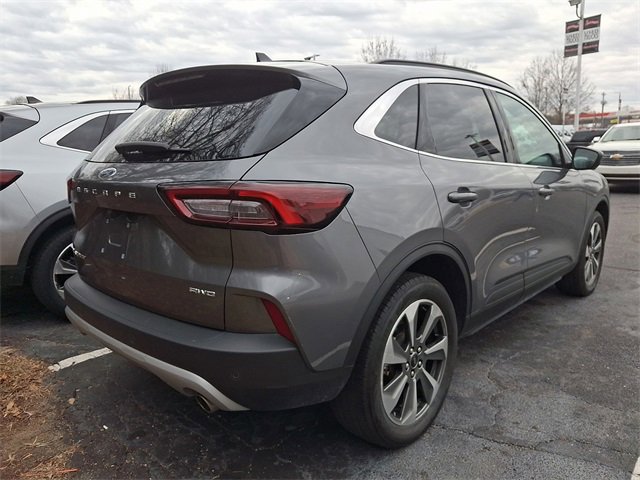 Used 2024 Ford Escape Platinum image 6