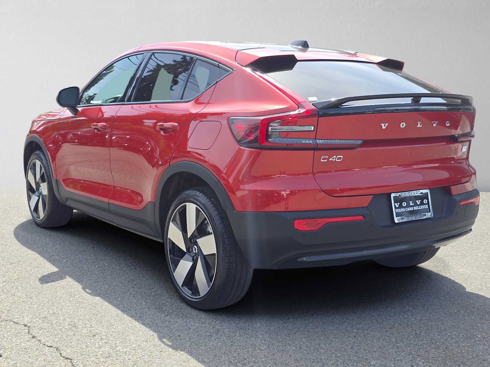 Certified 2023 Volvo C40 P8 Recharge Plus w/ Climate Package AWD/4WD image 6