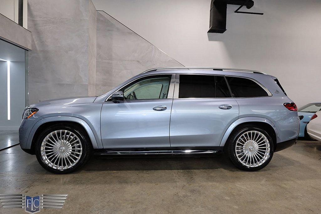 Used 2025 Mercedes-Benz Maybach GLS 600 4MATIC image 3