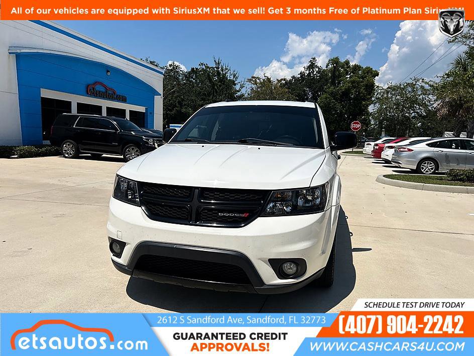 Used 2016 Dodge Journey SXT w/ Blacktop Package FWD image 2