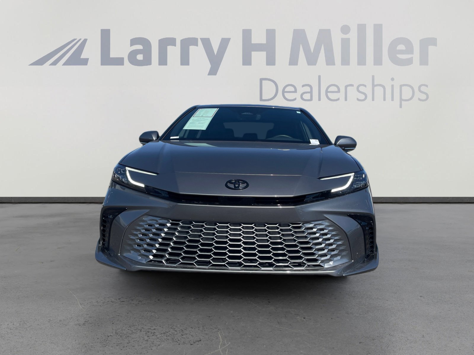 Certified 2025 Toyota Camry XSE FWD image 8
