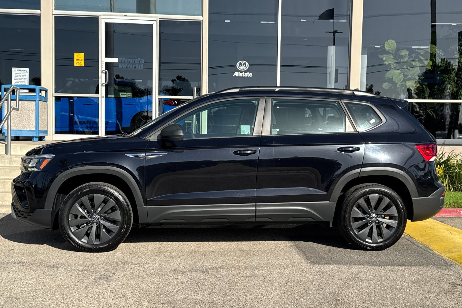 Used 2023 Volkswagen Taos S FWD image 7