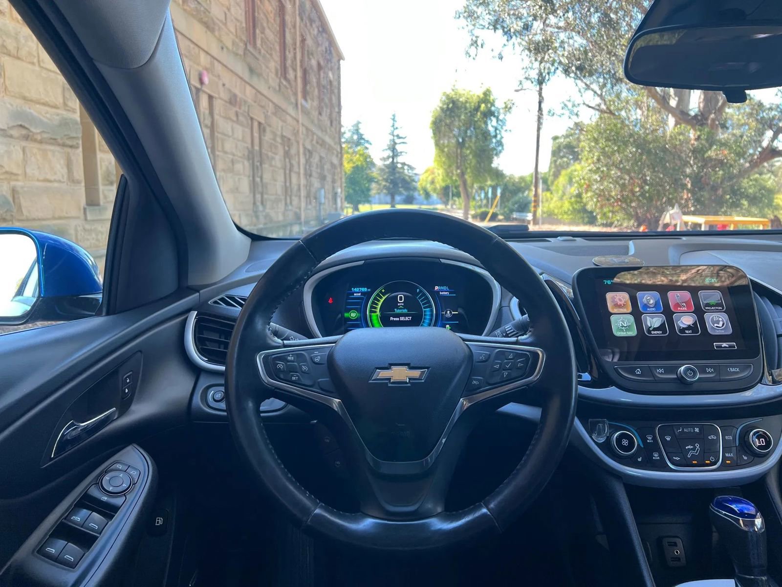 Used 2017 Chevrolet Volt LT w/ Comfort Package image 19