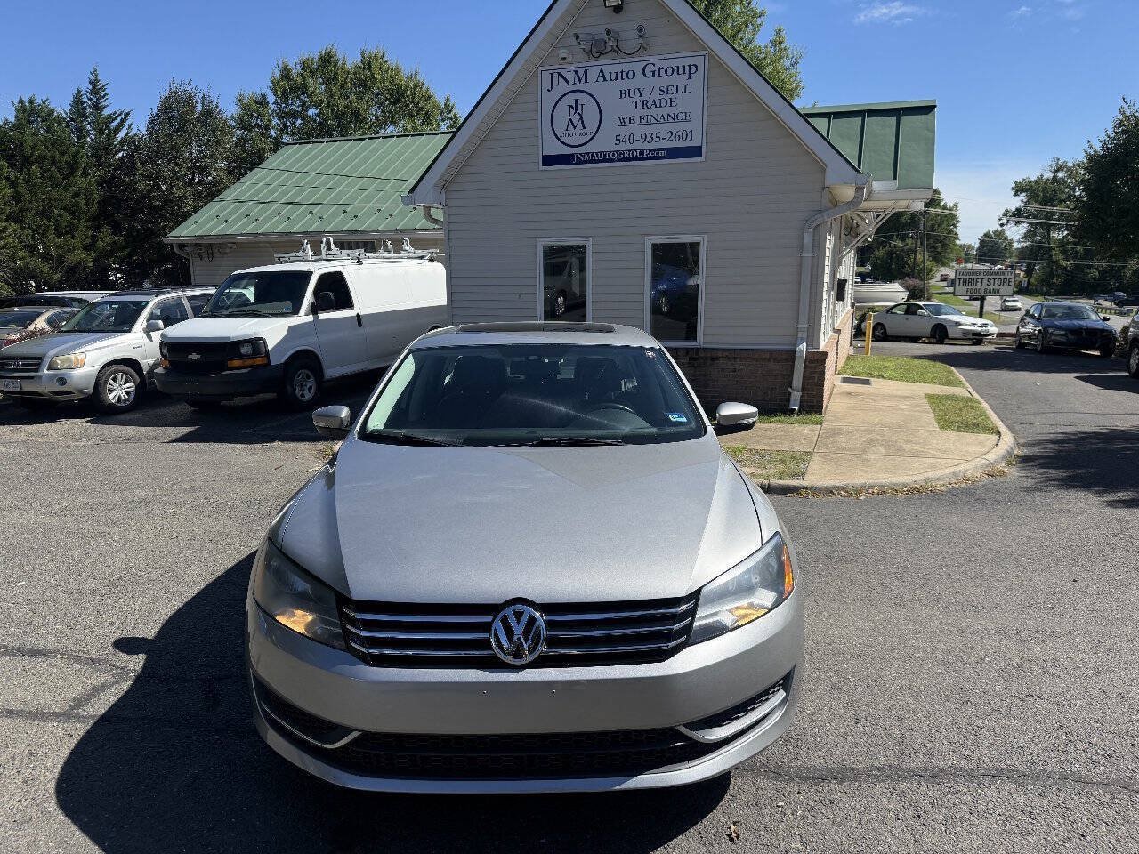 Used 2014 Volkswagen Passat 1.8T SE FWD image 2