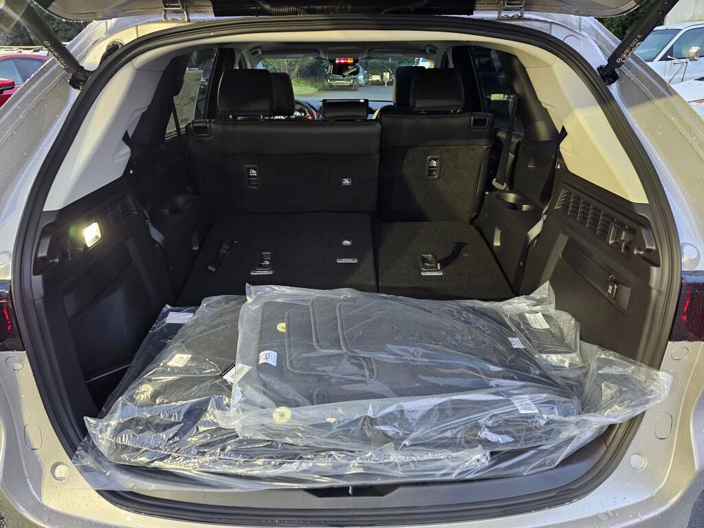 New 2026 MAZDA CX-90 3.3 Turbo w/ Preferred Package image 26