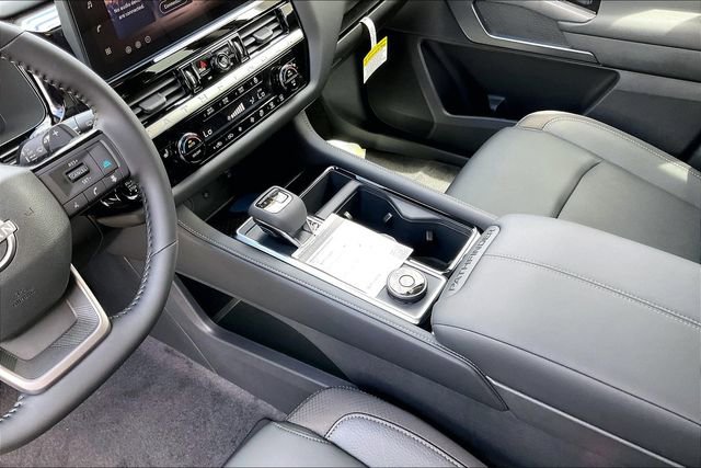 New 2026 Nissan Pathfinder SL AWD/4WD image 6