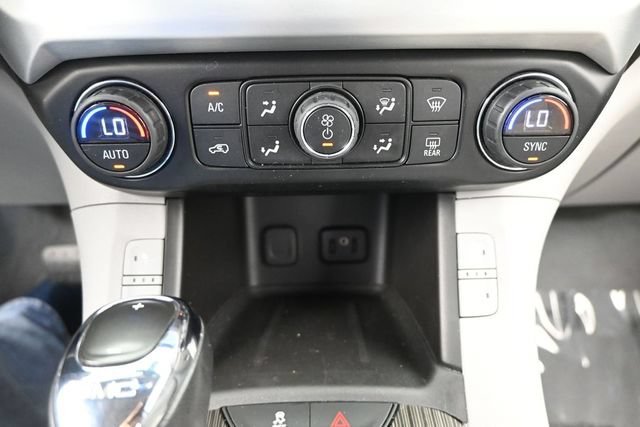 Used 2019 GMC Acadia SLT FWD image 17