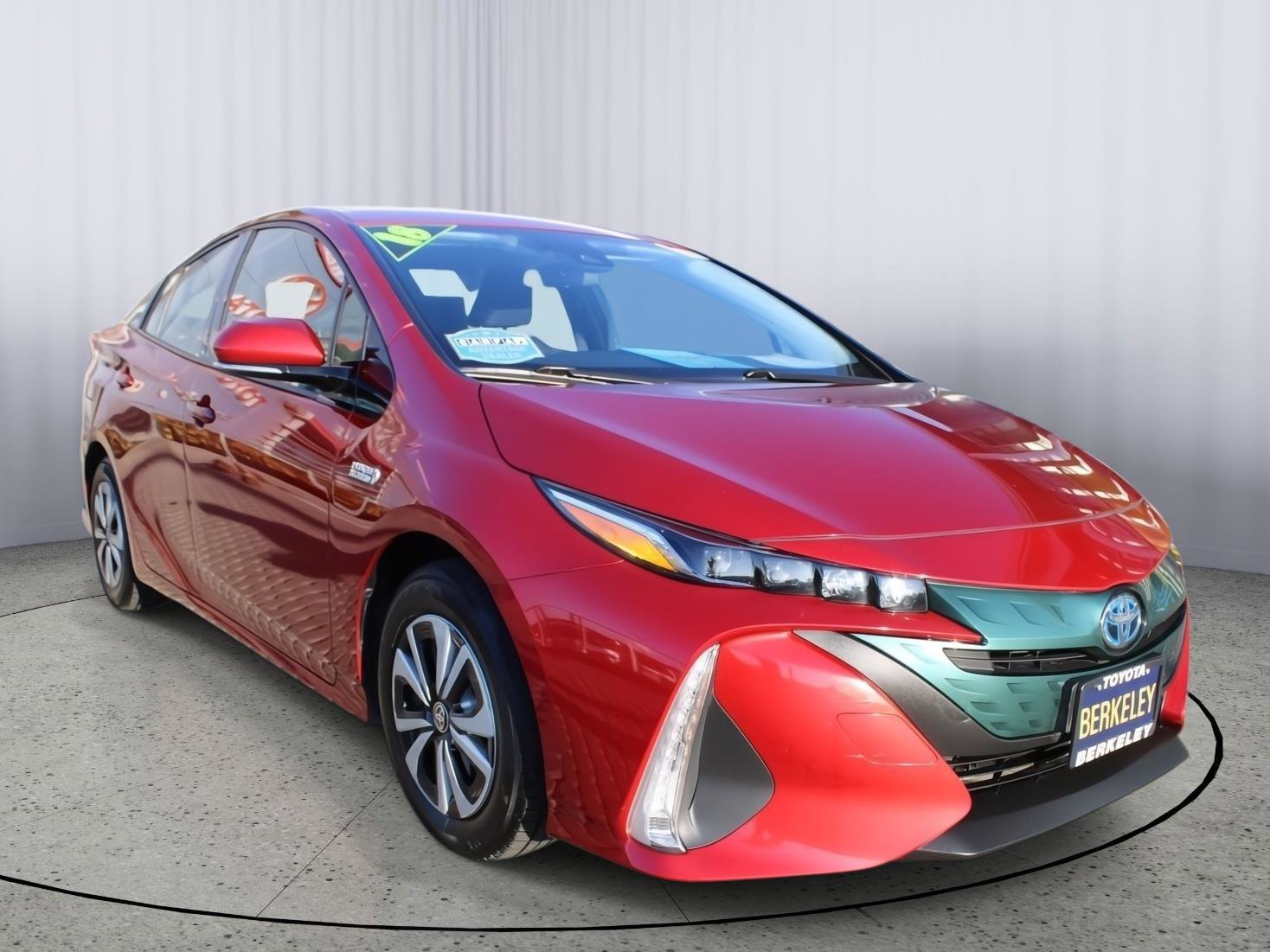 Used 2018 Toyota Prius Prime Plus video 1