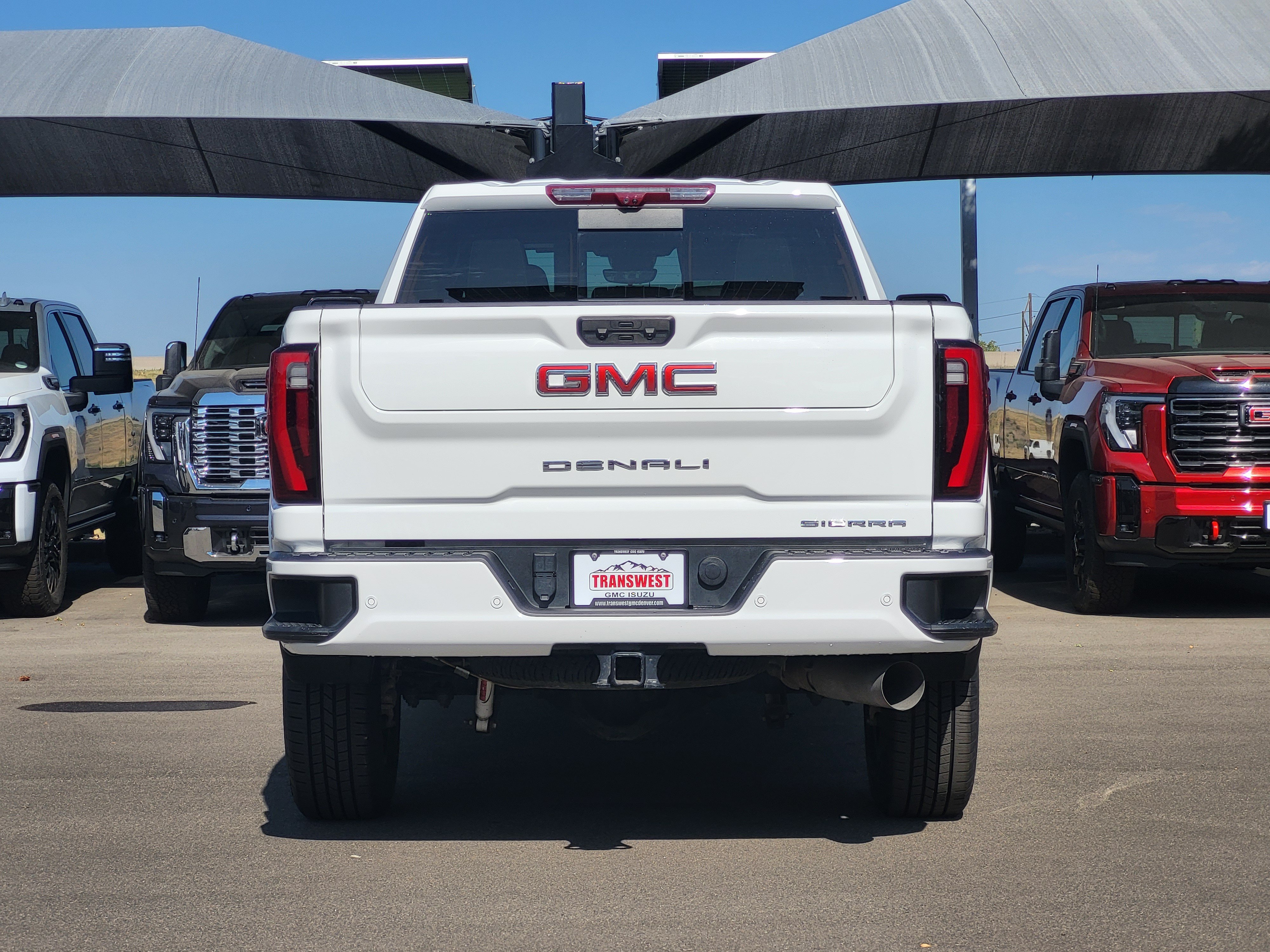 Used 2024 GMC Sierra 2500 Denali w/ Denali Reserve Package AWD/4WD image 6