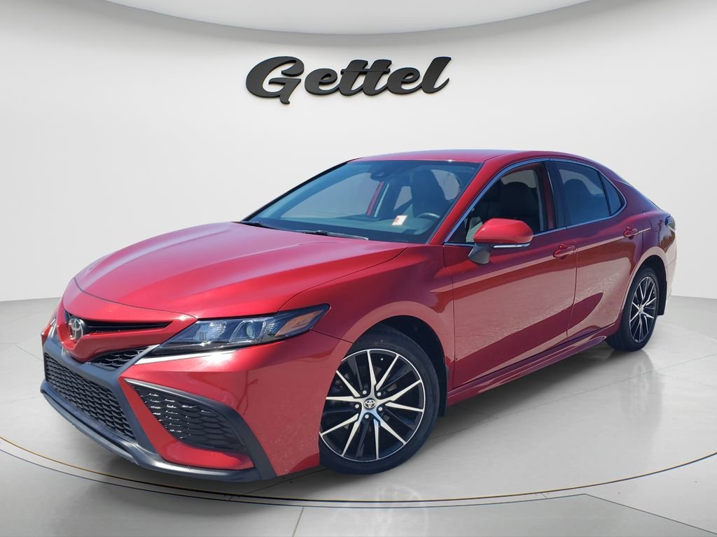 Certified 2022 Toyota Camry SE image 9