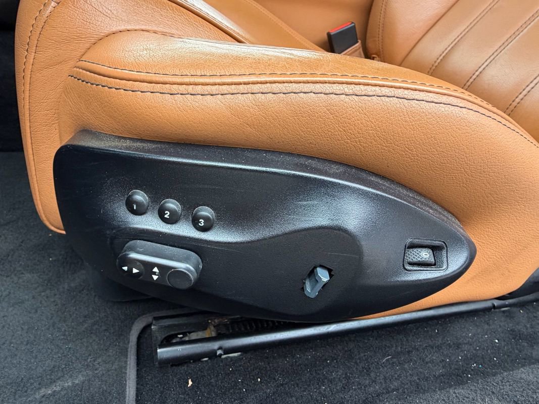 Used 2011 Maserati GranTurismo Coupe image 12