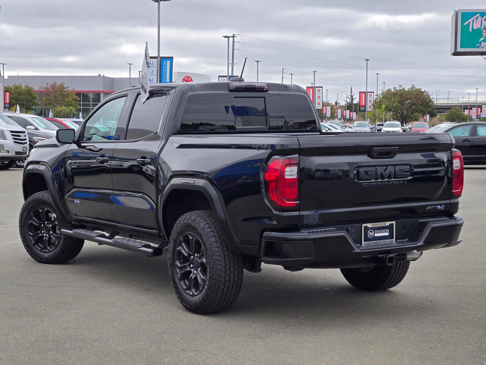 Used 2023 GMC Canyon AT4 AWD/4WD image 5