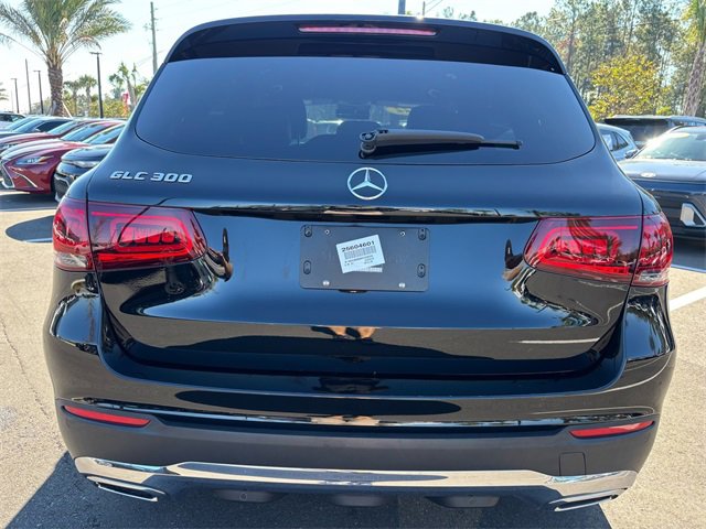 Used 2022 Mercedes-Benz GLC 300 w/ Premium Package Lite image 10