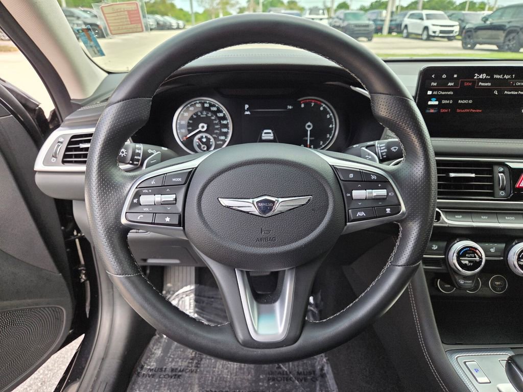 Used 2023 Genesis G70 3.3T image 25