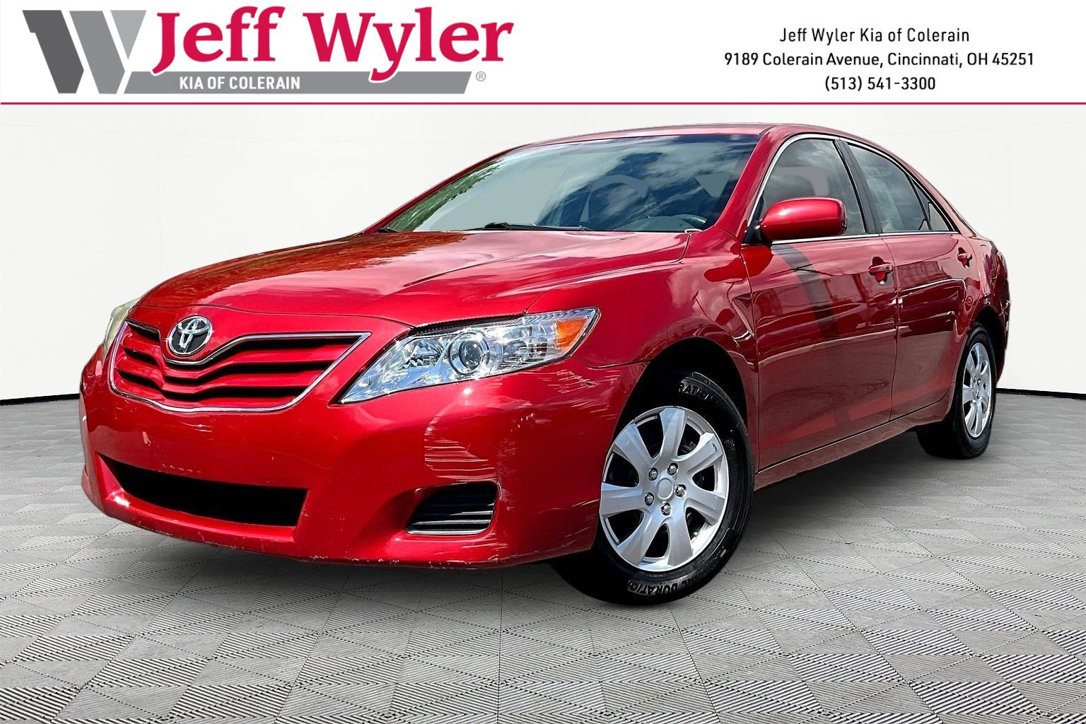 Used 2011 Toyota Camry LE