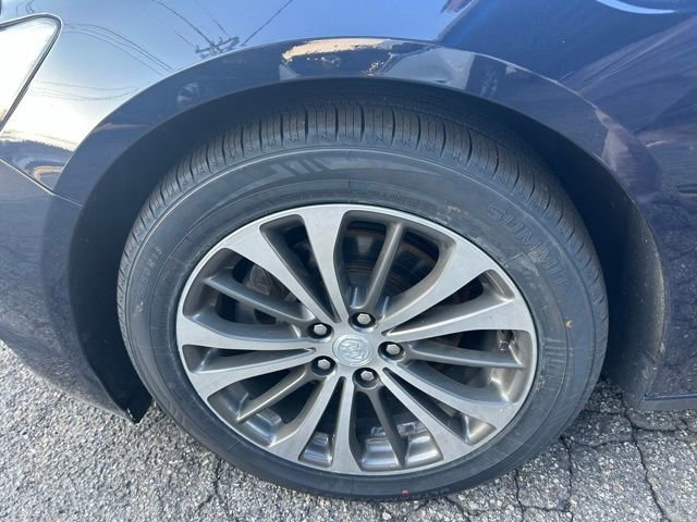 Used 2017 Buick LaCrosse Premium w/ Sun and Shade Package image 8