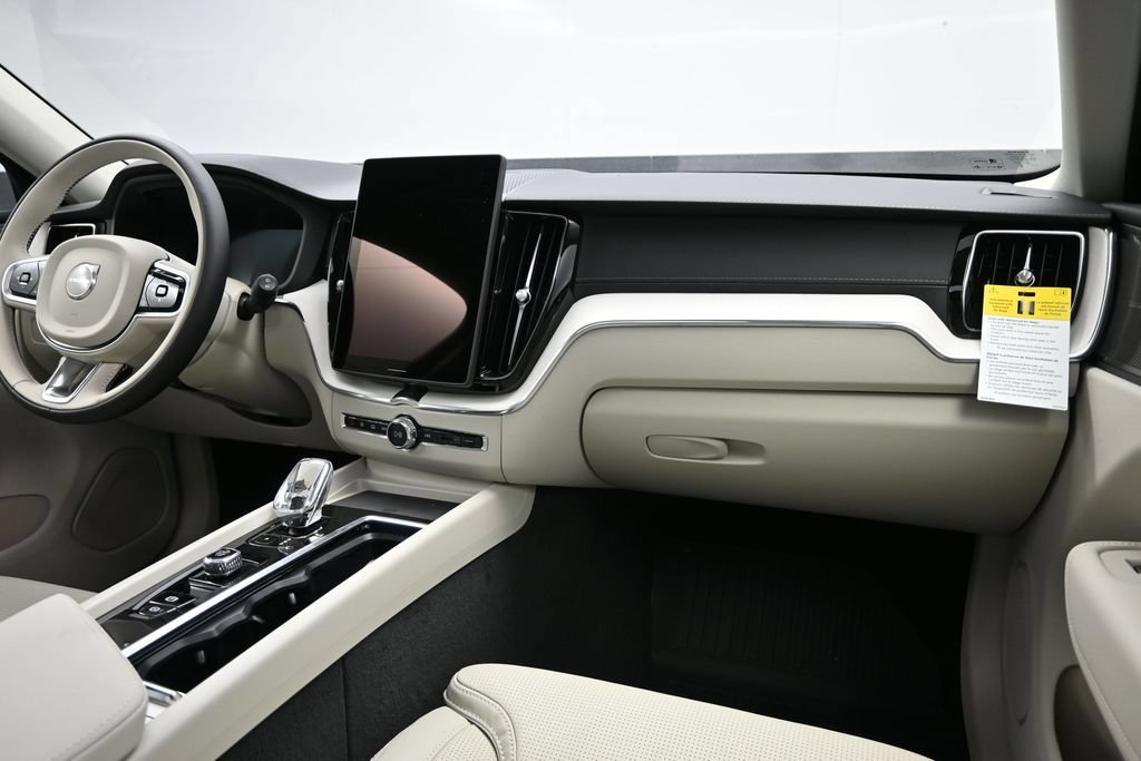New 2026 Volvo XC60 B5 Ultra w/ Climate Package AWD/4WD image 23