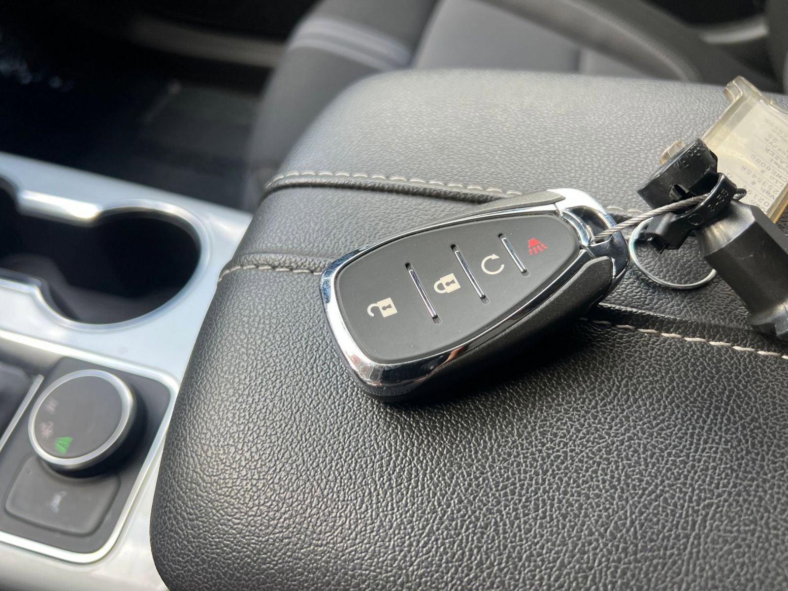 Used 2025 Chevrolet Blazer LT image 21