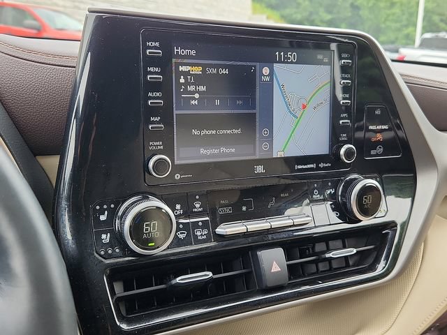 Certified 2020 Toyota Highlander Limited AWD/4WD image 17