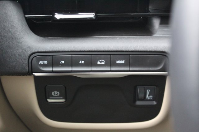 Used 2022 Cadillac Escalade Premium Luxury image 20