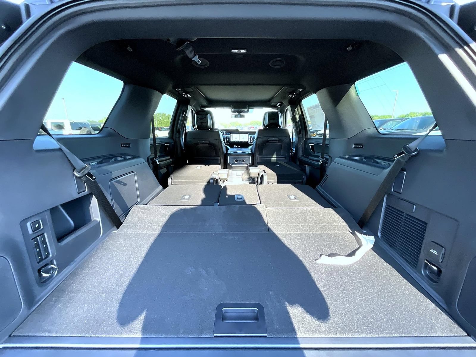 New 2027 Ford Expedition Platinum w/ Stealth Appearance Package AWD/4WD image 18
