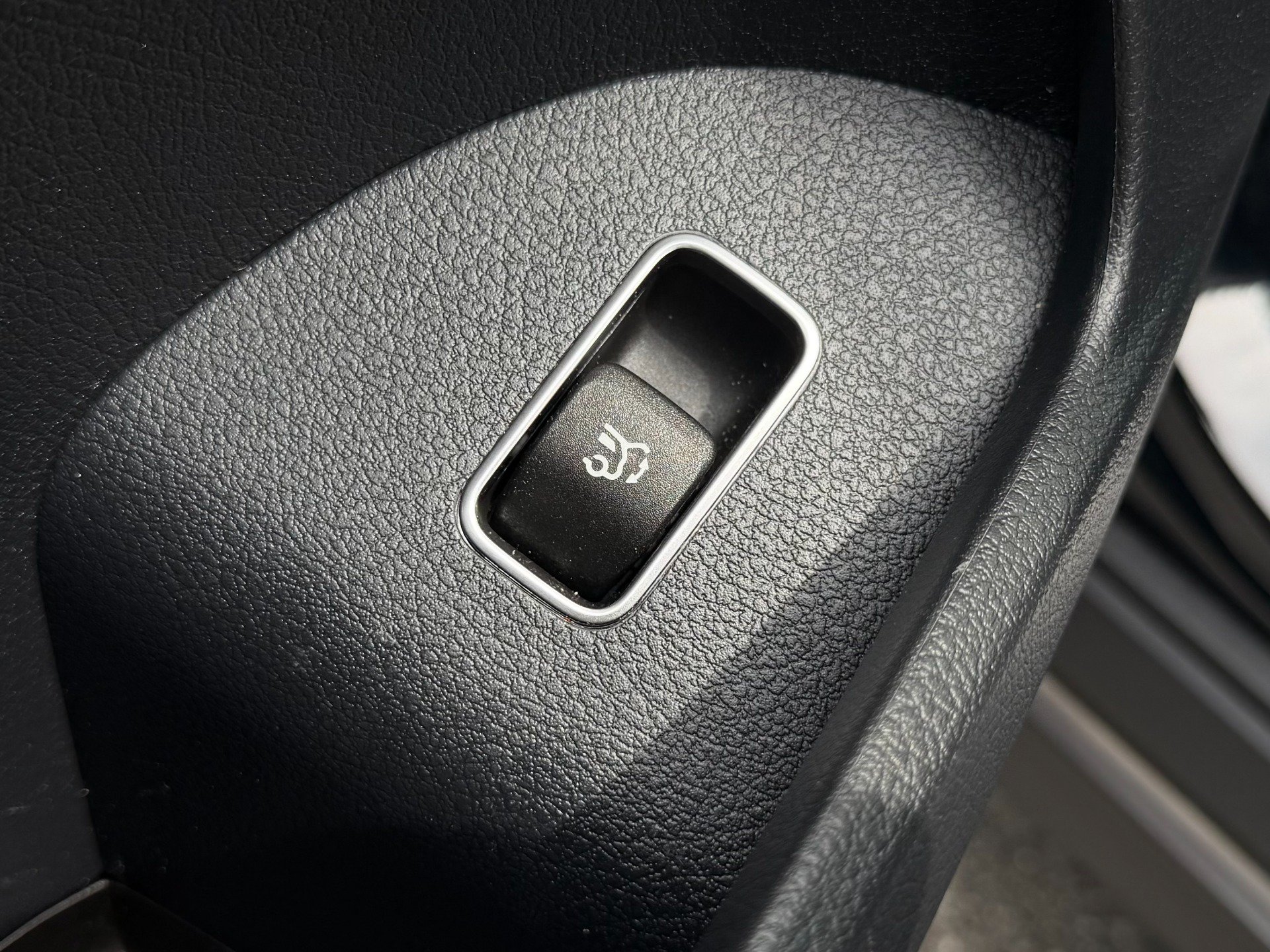 Used 2025 Mercedes-Benz GLE 350 4MATIC image 56