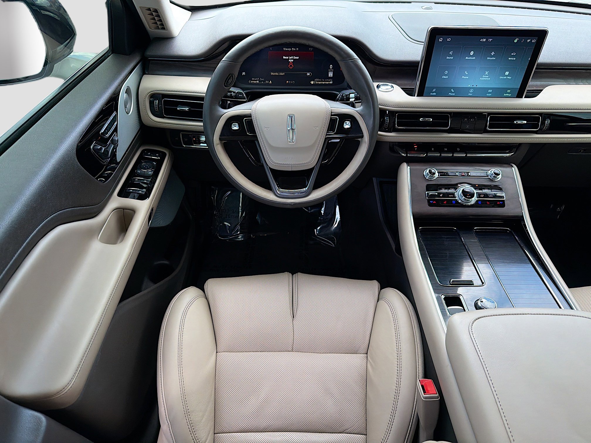 Used 2024 Lincoln Aviator Reserve w/ Equipment Group 201A RWD image 16