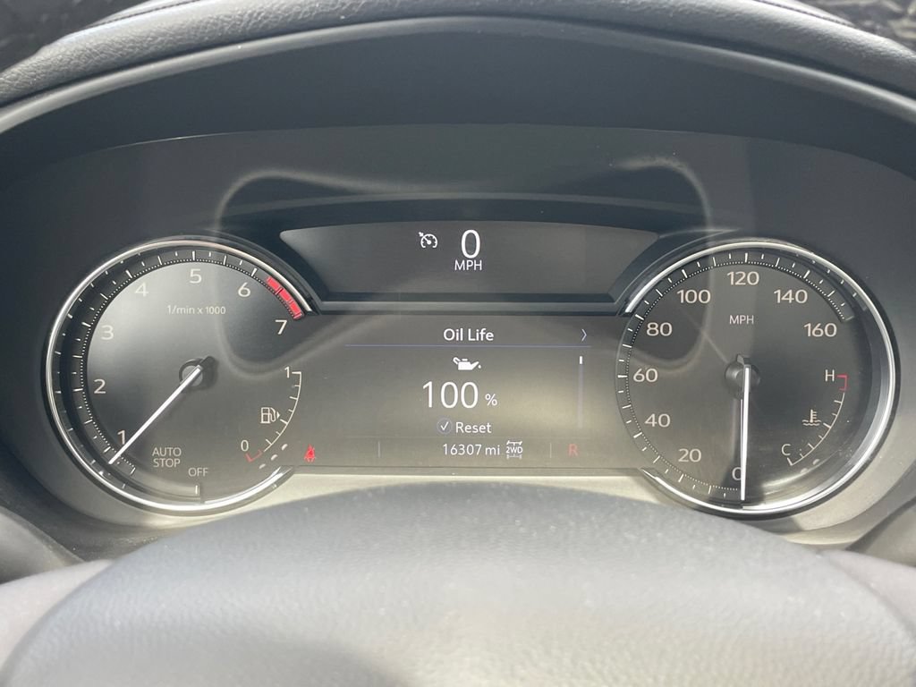 Certified 2023 Cadillac XT4 Premium Luxury AWD/4WD image 27