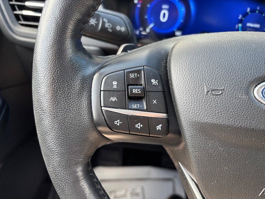 Used 2020 Ford Escape Titanium AWD/4WD image 28