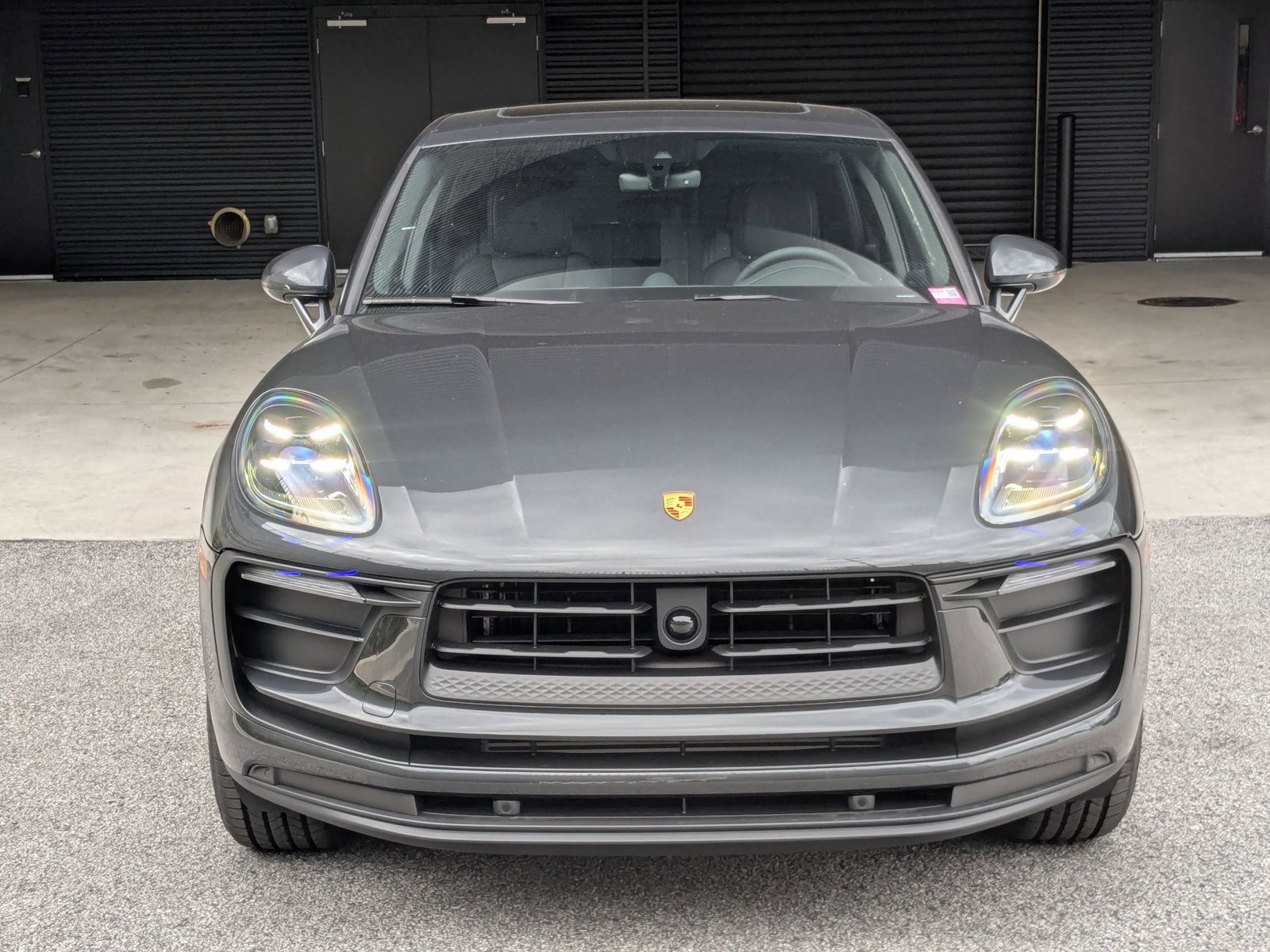 Certified 2026 Porsche Macan AWD/4WD image 6
