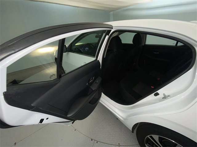 Used 2023 Nissan Sentra SV image 21